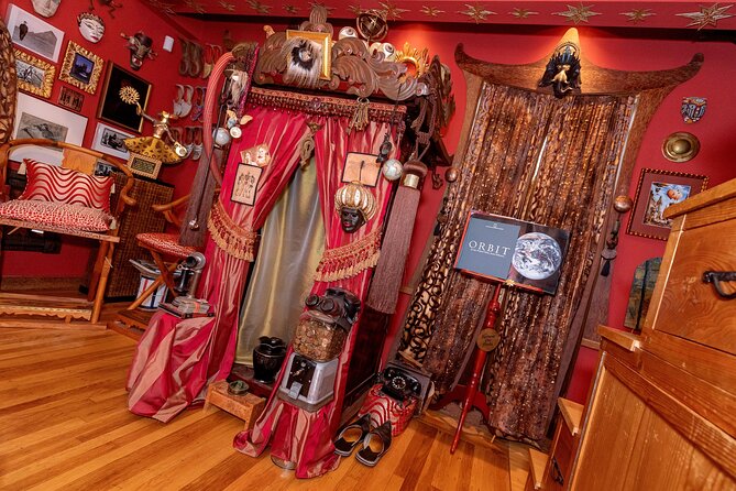San Francisco Gregangelo Museum - Immersive Interior Art Tour - What the guide adds to the rooms
