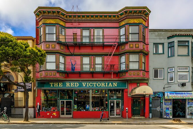 San Francisco Haight Ashbury Hippie Exploration Game - Is the game worth booking?
