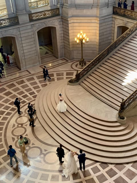 San Francisco: Half-Day Tour by Cable Car & Foot - Bus ride to Haight-Ashbury