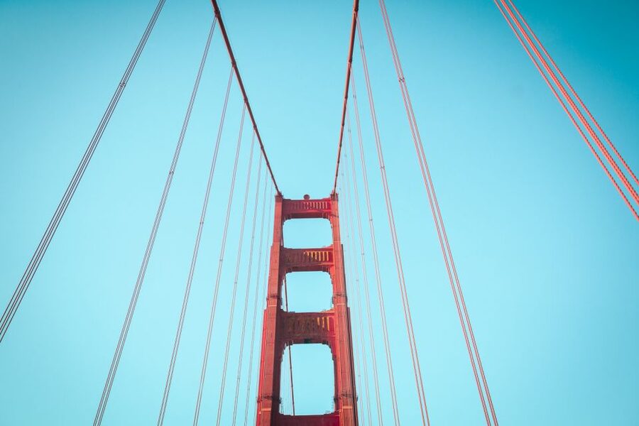 San Francisco: Hop-On Hop-Off Bus with Ferry & Alcatraz Tour - Live guides, recorded audio, and the night tour