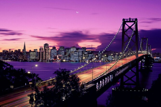 San Francisco Hop-on Hop-off Deluxe Tour 20 Stops 1 to 2 days - Ghirardelli Square, Fort Mason, and Lombard Street