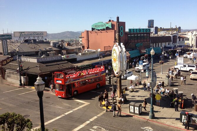 San Francisco Hop-on Hop-off Deluxe Tour 20 Stops 1 to 2 days - The Palace of Fine Arts and the Golden Gate Bridge