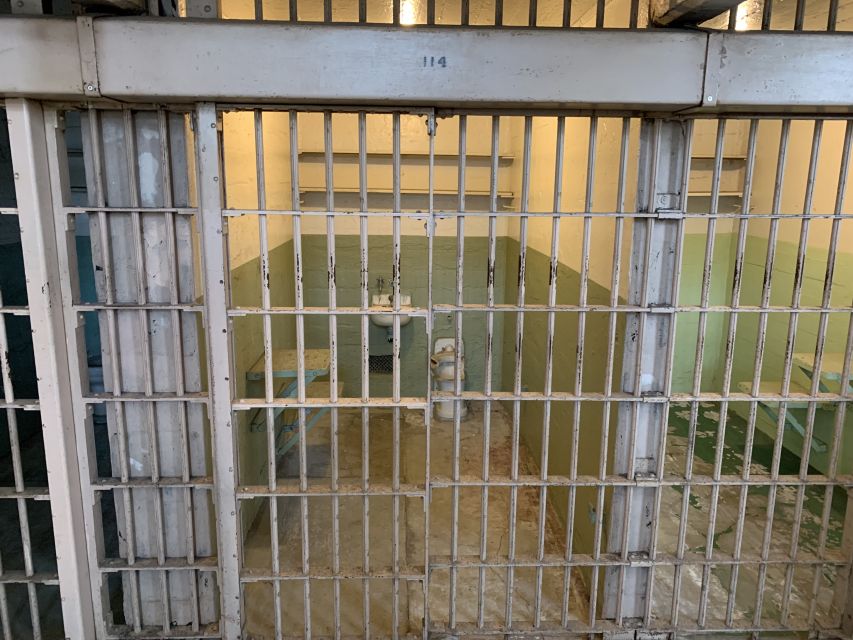 San Francisco: Inside Alcatraz Tour with Bay Cruise - Give yourself time beyond the 45-minute recording
