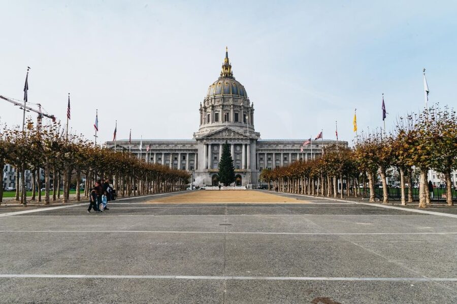 San Francisco: Movie Filming Locations Bus Tour - Fisherman’s Wharf to the Golden Gate Bridge