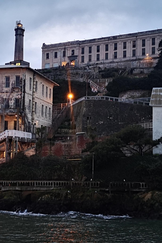 San Francisco: Muir Woods, Sausalito, & Alcatraz Night Tour - A one-hour pause in Sausalito