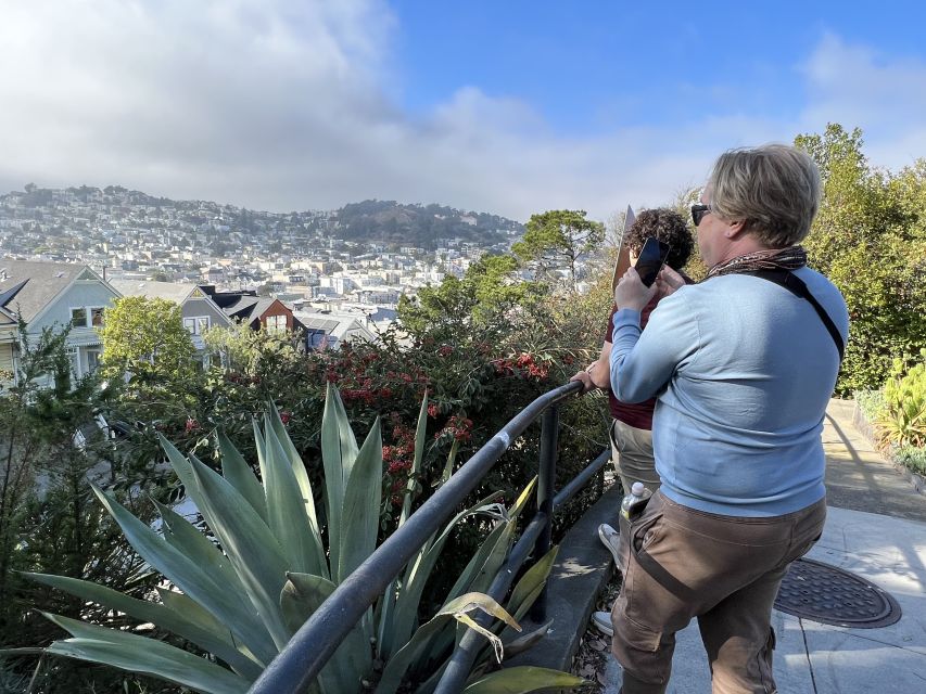 San Francisco: Neighborhood Walking Tour - 6 Route Options - Golden Gate Park: museums, bison, windmills, and the ocean