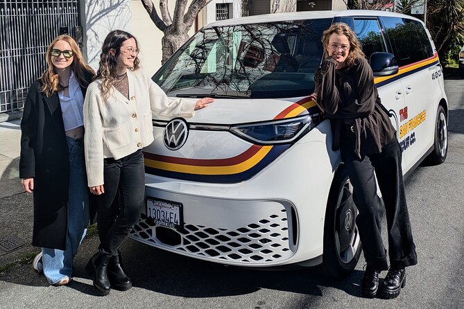 San Francisco Private City Tour in New EV Volkswagen Van - Palace of Fine Arts and the Golden Gate Bridge