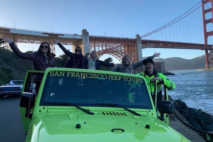 San Francisco: Private Sunset or Night Jeep Tour (max 6) - Golden Gate Bridge at sunset