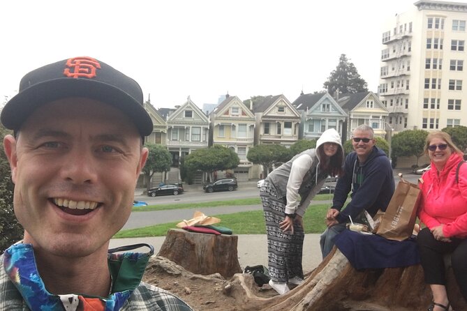 San Francisco Small Group Customizable Tour - The Painted Ladies finish with a classic photograph