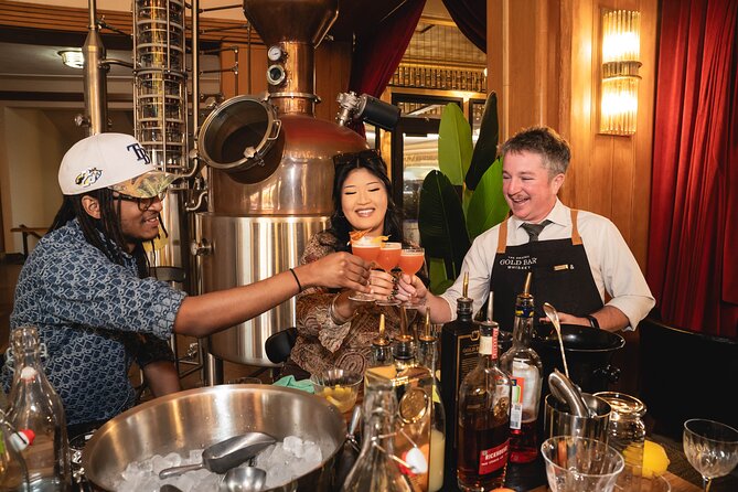 San Francisco Whiskey Cocktail Class: Views and City History - A cocktail class with a San Francisco backdrop