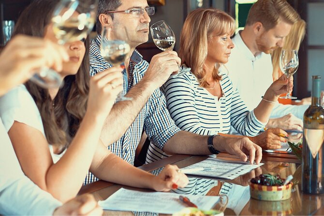 San Francisco Wine Tour with a Local Expert: 6 Tastings 100% Personalized - How the private format changes the experience