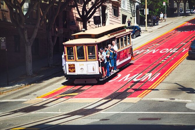 Self-Guided Cable Car City Tour in San Francisco - Nob Hill: Grace Cathedral and the Fairmont
