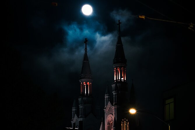 SF's North Beach: Gourmet Ghost Tour - Includes full meal, 3 hrs - Washington Square and the focaccia course