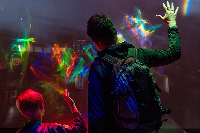 SKIP THE LINE: Exploratorium Daytime Admission - Why the Exploratorium works so well for families