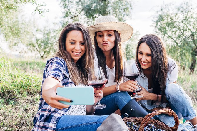 Small Group Napa Valley Tour for Wine Lovers - Ru Vango and the Carneros View
