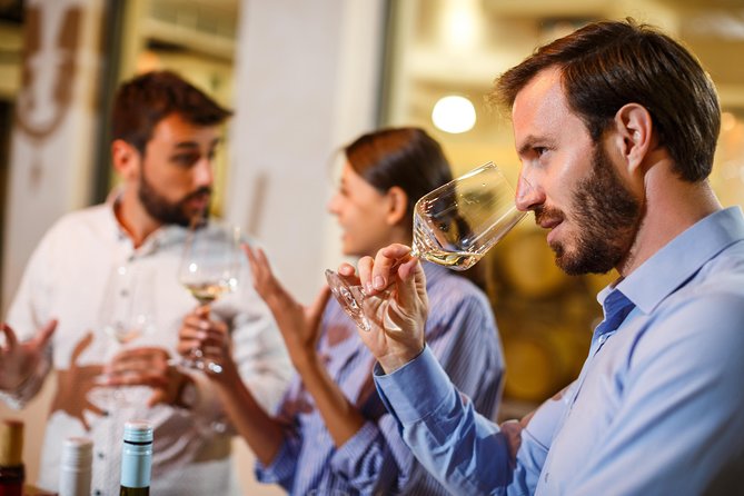 Sonoma Plaza Food and Wine Pairing Tour - Key points at a glance