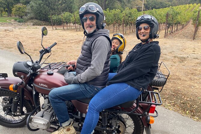 Sonoma Valley Sidecar Wine tours - The picnic is more than a box lunch
