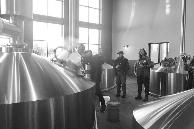 Windsor Bike 'N BeerTour - Barrel Brothers finishes the route downtown
